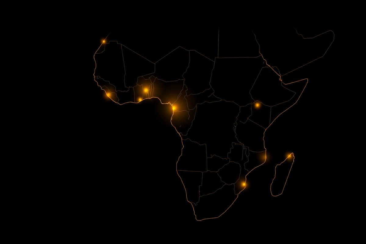 Mapa Afriky se zvýrazněnými zeměmi Mali, Senegal a Gambie